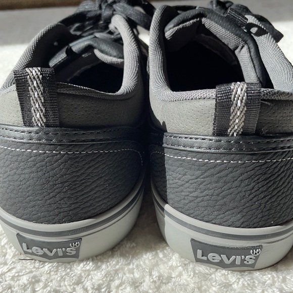 Levi’s Lace-Up, Black Shoes, Worn Once, Levi’s Comfort Line, Size 9.5 - Picture 4 of 10